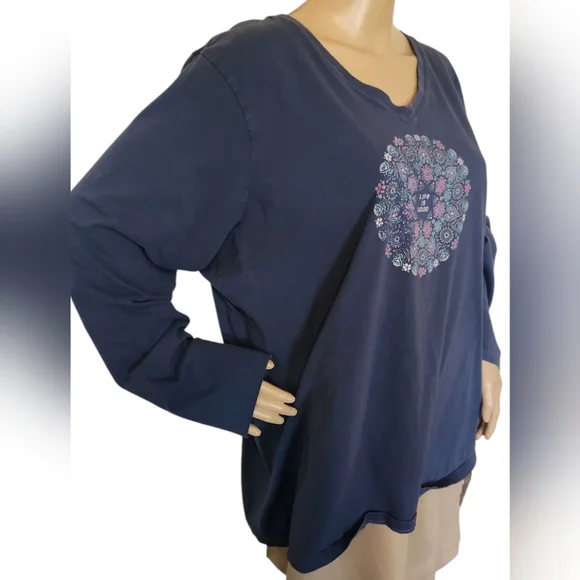 Life Is Good Crusher Tee Long Sleeve Blue Pullover Floral Womens Size XXL - Picture 3 of 5